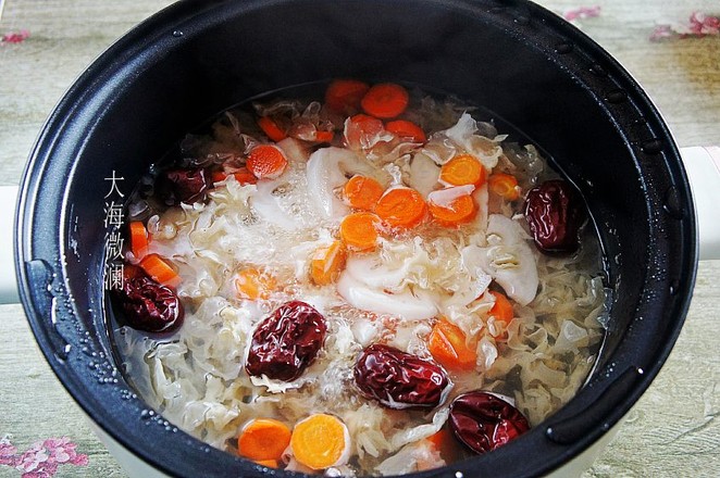 Tremella Lotus Root Ginseng Fruit Soup recipe