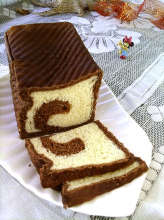 Cocoa Two-color Toast recipe