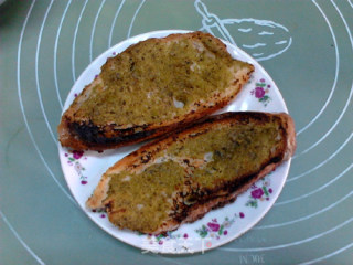 Baked French Loaf with Green Sauce recipe