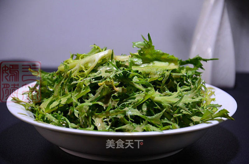Sesame Sauce Mixed Bitter Chrysanthemum recipe