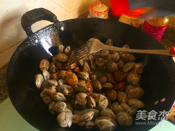 Spicy Fried Clams recipe