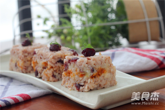 Cranberry Red Rice Ball recipe