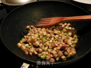 Dried Tofu and Radish Cubes recipe