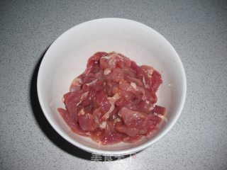 Delicacy-thousands of Fried Pork with Leeks recipe