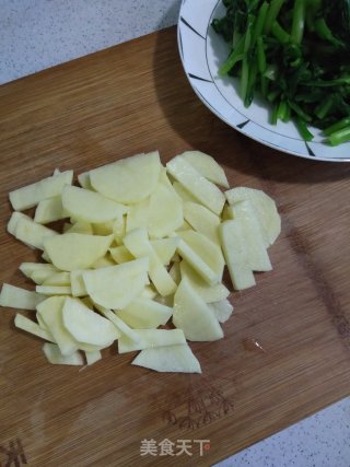 Stir-fried Choy Sum with Potatoes recipe