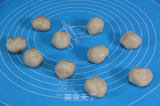 Cantonese-style Moon Cakes recipe