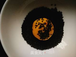 #团圆饭#black Sesame Sweet Potato Balls recipe