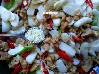 The Most Refreshing Old Friend-stewed Pork Slices with Horseshoe recipe