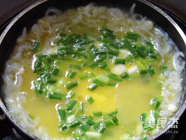 Green Onion Whitebait Omelette recipe