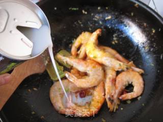 Exotic Delicacy that Even The Fingers Must be Sucked Clean-thai-style Curry Shrimp recipe