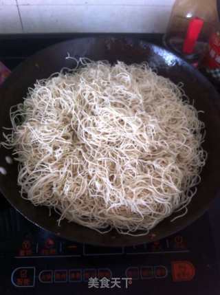 Braised Noodles with Shredded Pork recipe