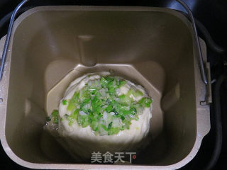 Savoury and Delicious ~【scallion Pork Loaf Braid Bread】 recipe