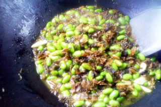 Stir-fried Green Peas with Dried Vegetables recipe