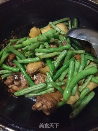 Stewed Chicken Drumsticks with Beans recipe