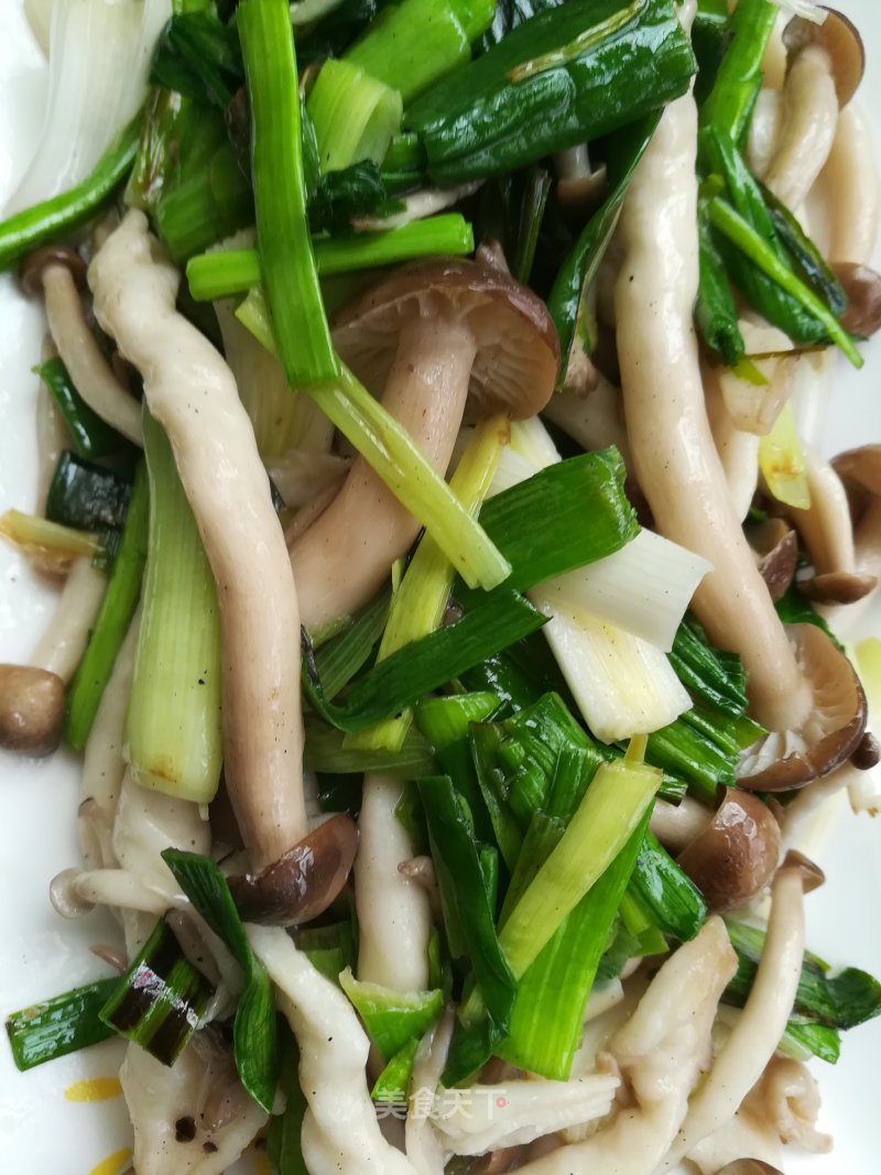 Green Garlic Crab Mushroom recipe