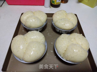 【milk Crispy Honey Bean Buns】 recipe