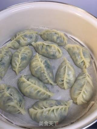 Steamed Dumplings with Hot Noodles recipe