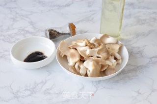 Black Pepper Mushrooms in Oyster Sauce recipe