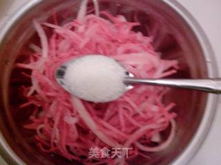 Onion Mixed with Radish recipe