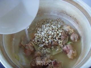 Nourishing Yin and Replenishing Qi-winter Melon Coix Seed Duck Broth recipe