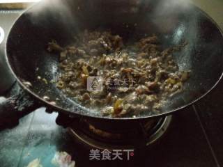 Stir-fried Sour and Spicy Donkey Meat----daxi Big Beef Seasoning Edition recipe