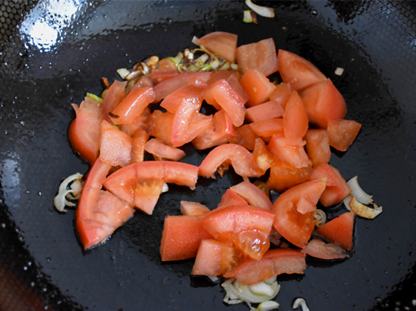 #中卓牛骨汤面# Instant Noodles with Tomato and Mushroom recipe