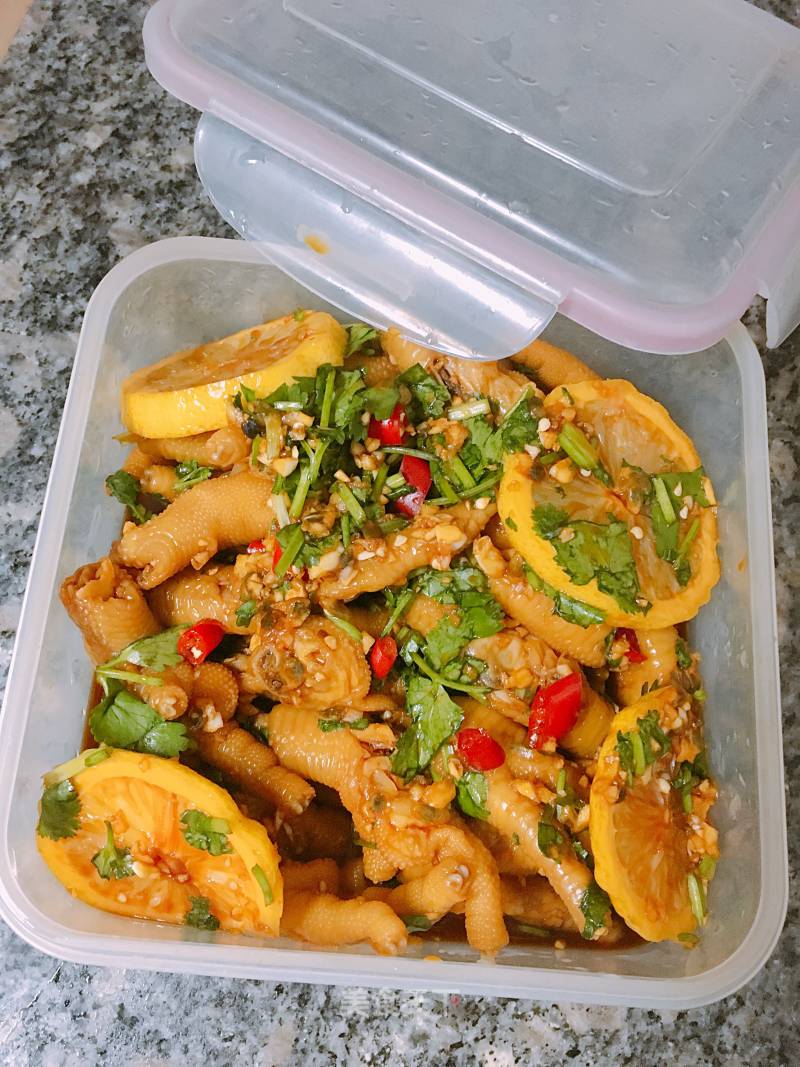 Net Red Lemon Chicken Feet recipe