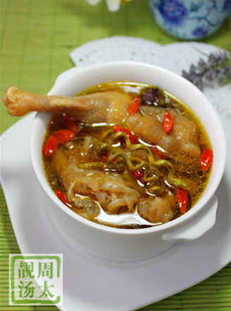Stewed Chicken with Dendrobium and Dendrobium