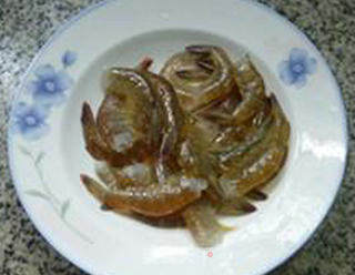 Fried Lentils with Headless Shrimp recipe