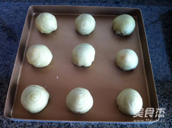 Matcha Spiral Pastry recipe