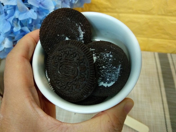 Q Bomb Oreo Milk Mochi recipe