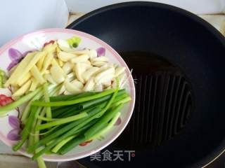 Summer Seasoning-homemade Delicious Red Oil Chili recipe