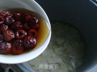 A Classic Autumn Moisturizing Drink-[lily Tremella Red Date Soup] recipe