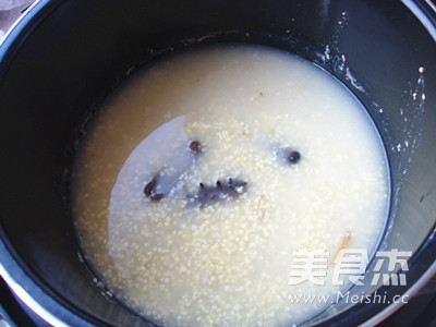 Golden Soup Millet Sea Cucumber recipe
