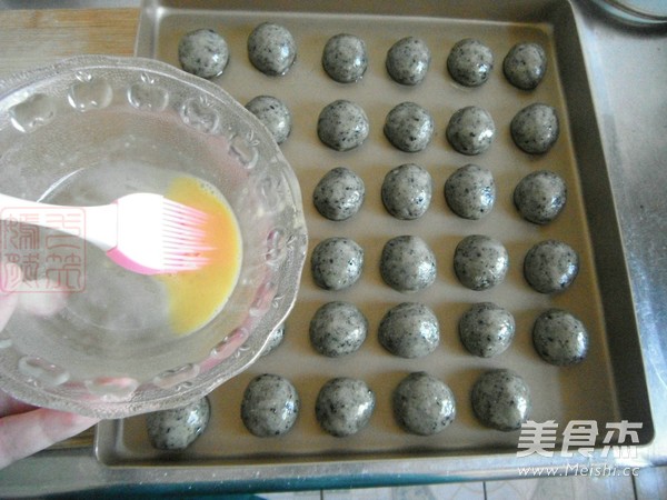Walnut and Black Sesame Shortbread recipe