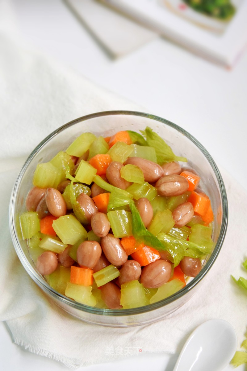 Peanuts Mixed with Celery recipe