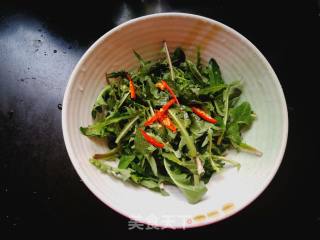 Millet Pepper Mixed with Dandelion recipe