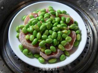 Steamed Chicken Drumsticks with Edamame recipe