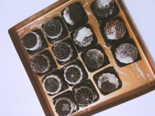 Cocoa Two-color Snowy Mooncakes recipe