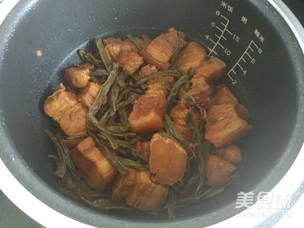 Stewed Pork Belly with Dried Beans recipe