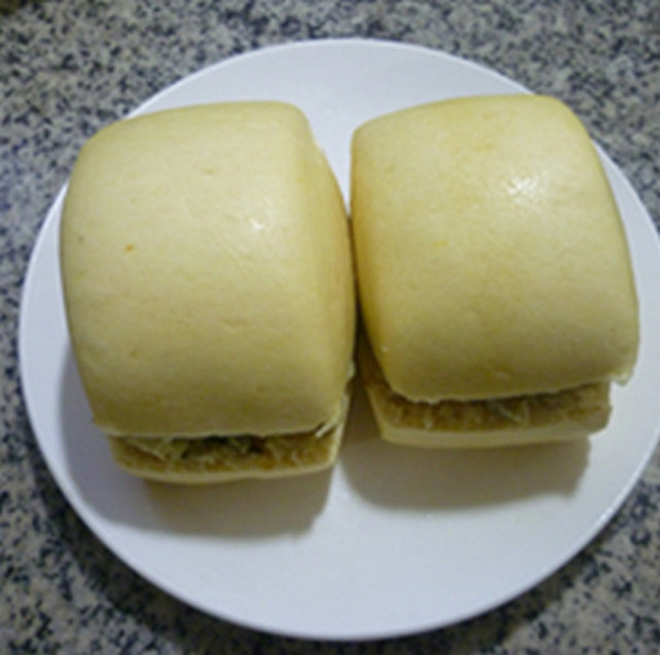 Pickle Egg Bun Sandwich recipe