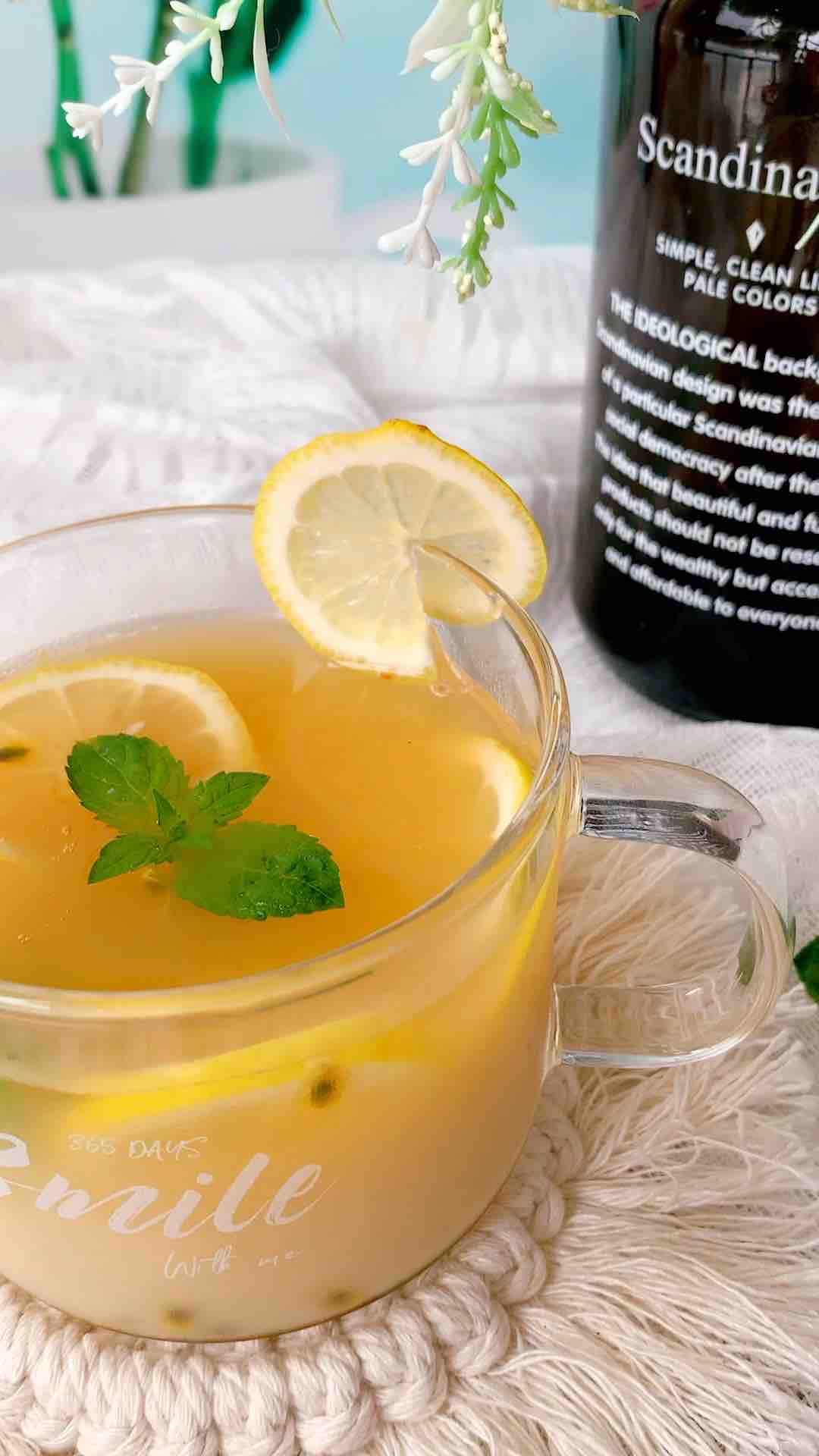 Refreshing Passion Fruit Lemon Tea