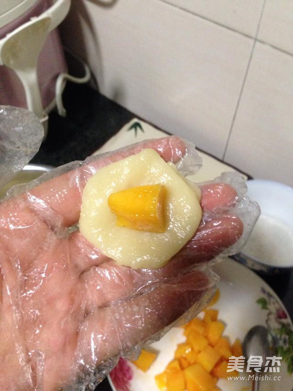 Fresh Mango Glutinous Rice Cake recipe