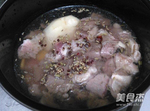 Tomato Potato Beef Soup recipe