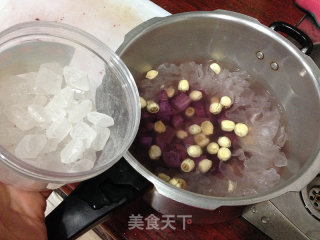 Purple Sweet Potato, Lotus Seed and Tremella Soup recipe