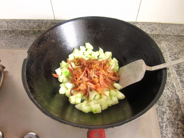 Cucumber Stewed Rabbit Meat recipe