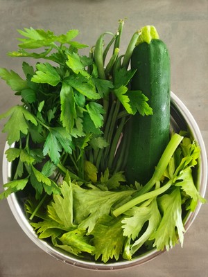 Green Tonic for Detoxification and Liver Nourishment recipe