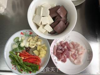 Pork Blood Stewed Tofu recipe