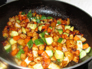 Diced Potatoes with Sauce recipe