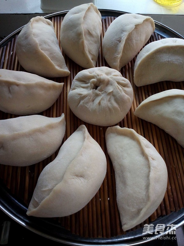 Pork and Kidney Bean Buns recipe